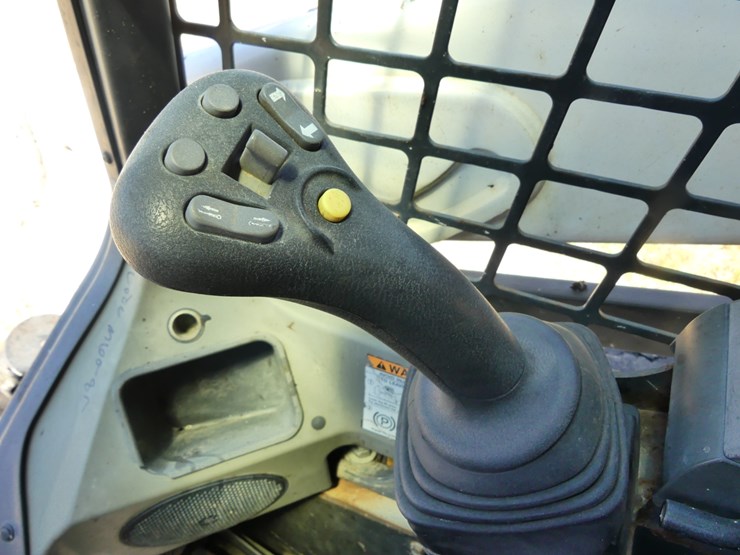 2018-bobcat-t590-image-13