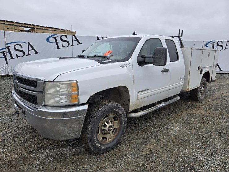 2011-chevrolet-2500hd-image-1