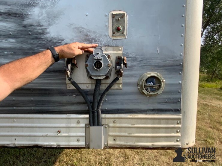 2008-utility-van-image-17
