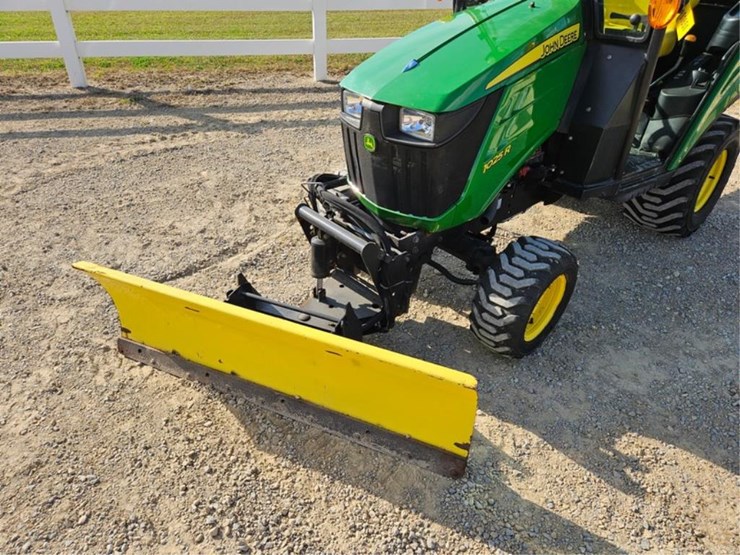 john-deere-1025r-image-9