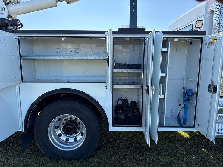 2021-kenworth-t370-image-9