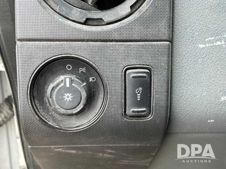 2012-ford-f350-image-50
