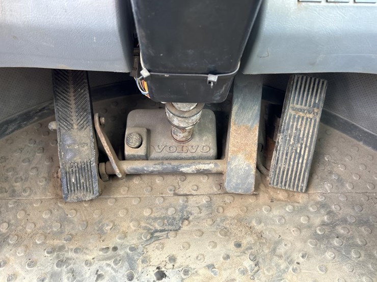 volvo-l110e-image-76