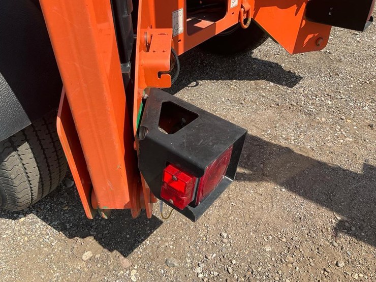 2012-jlg-t500j-image-12
