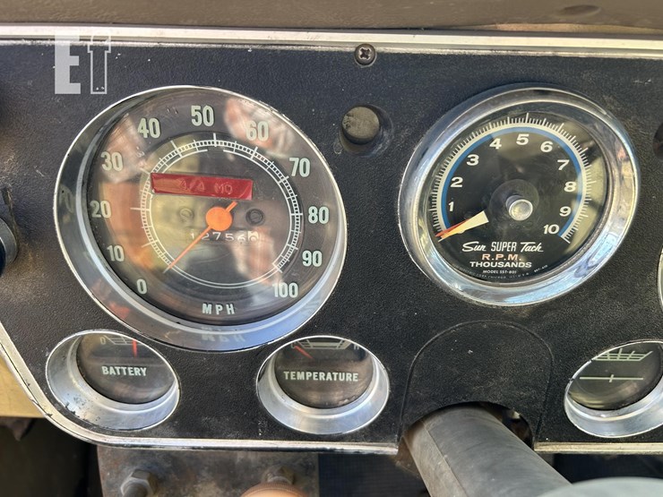1970-gmc-5500-image-11