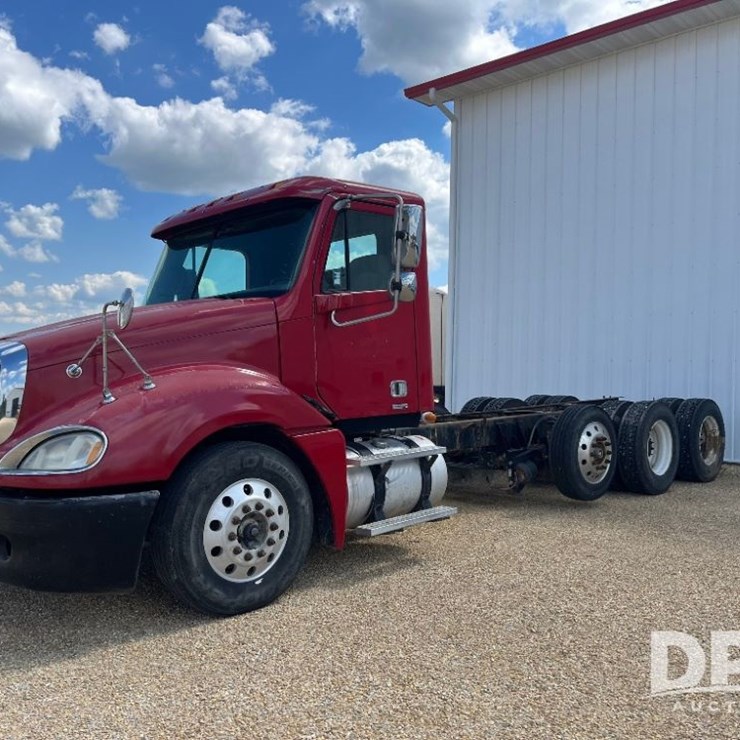 2007 Freightliner Columbia Truck (JN2954, Unit 2158)