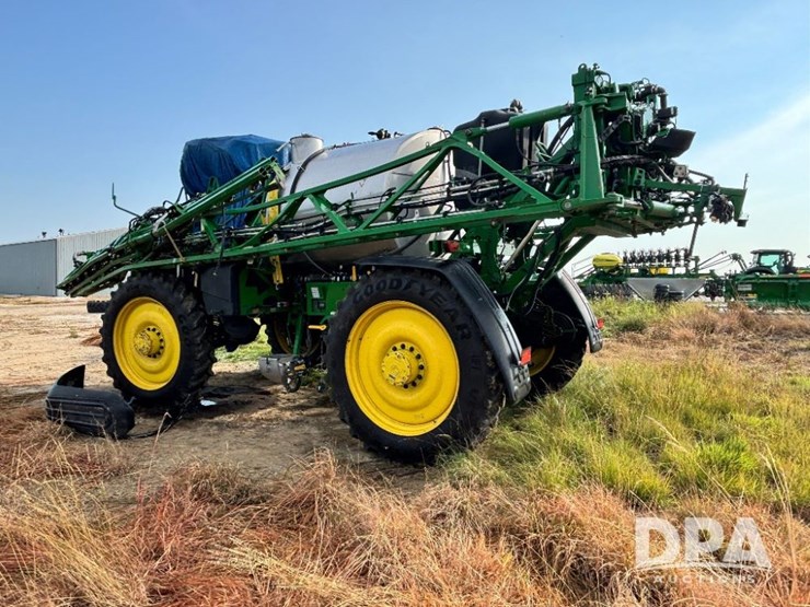 2025-john-deere-616r-image-12