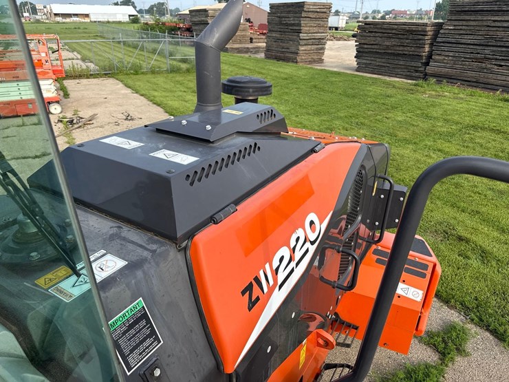 hitachi-zw220-6-image-20