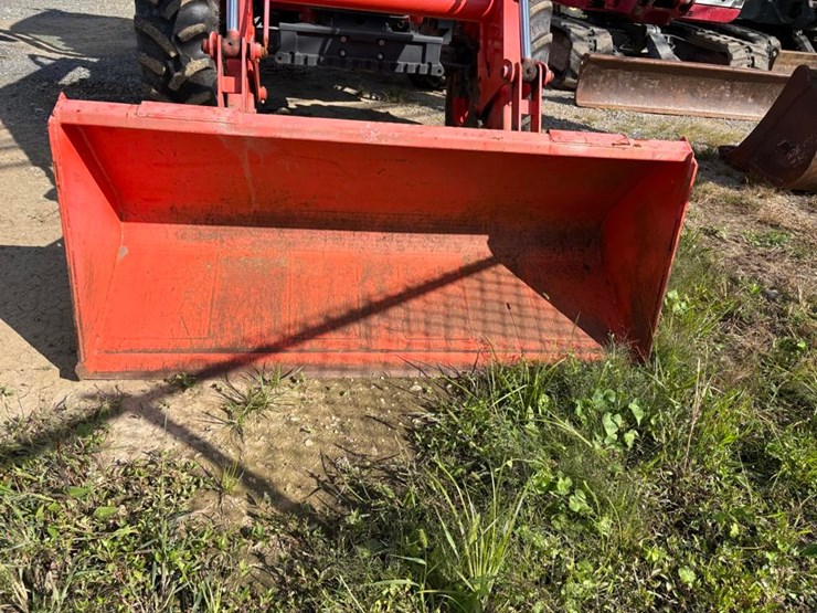 2019-kubota-m6s-111-image-19