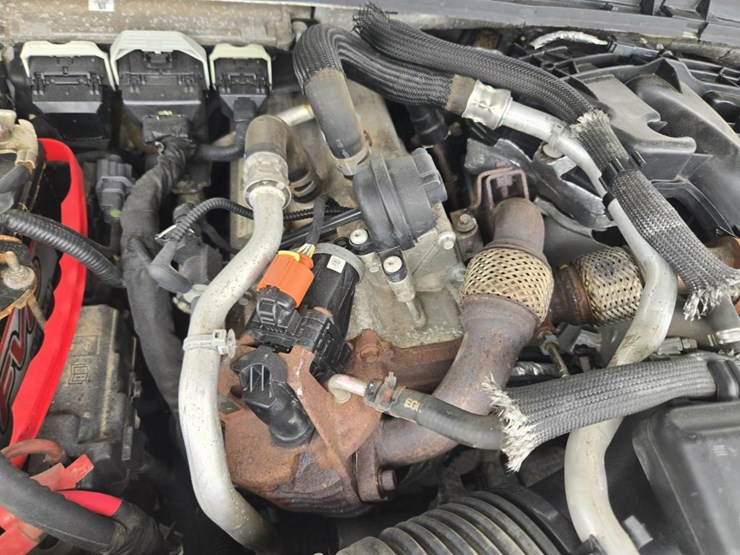 2011-ford-f550-image-48