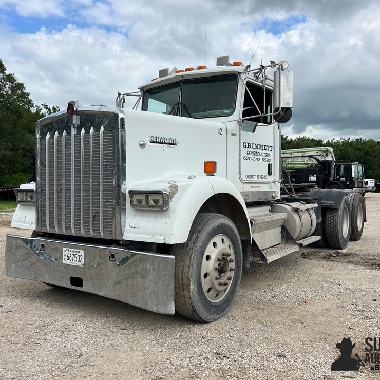 2003 KENWORTH W900