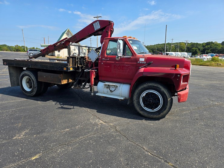 1990-ford-f800-image-32