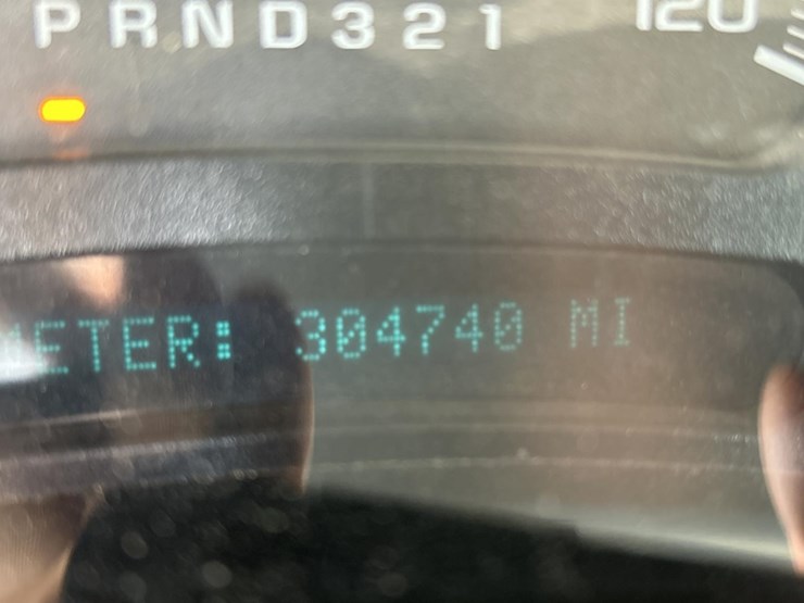 2006-chevrolet-2500hd-image-69