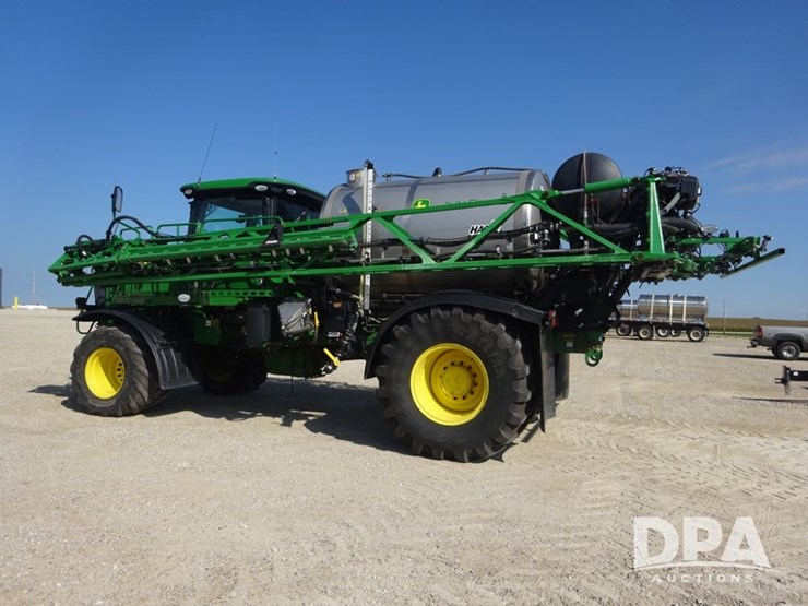 2021-john-deere-f4365-image-42