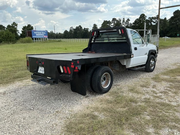 2007-chevrolet-3500-image-5