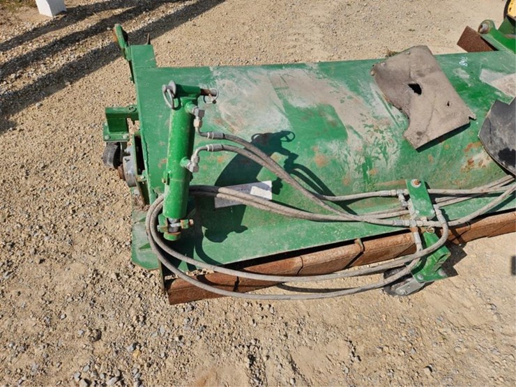 john-deere-566-image-43