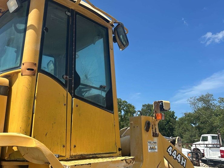 john-deere-444h-image-20