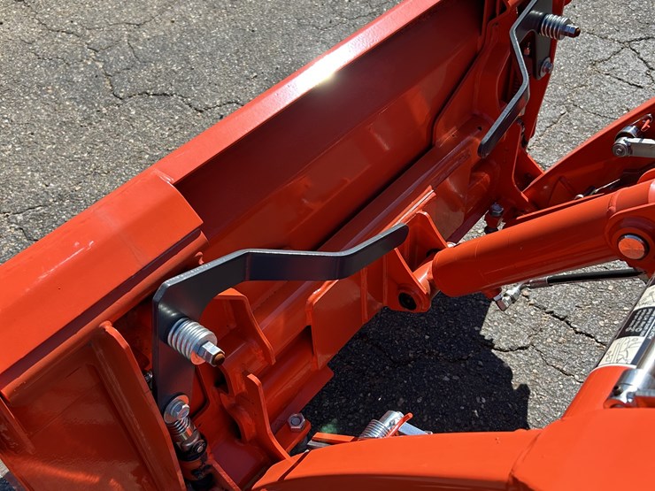 2024-kubota-bx23s-image-8