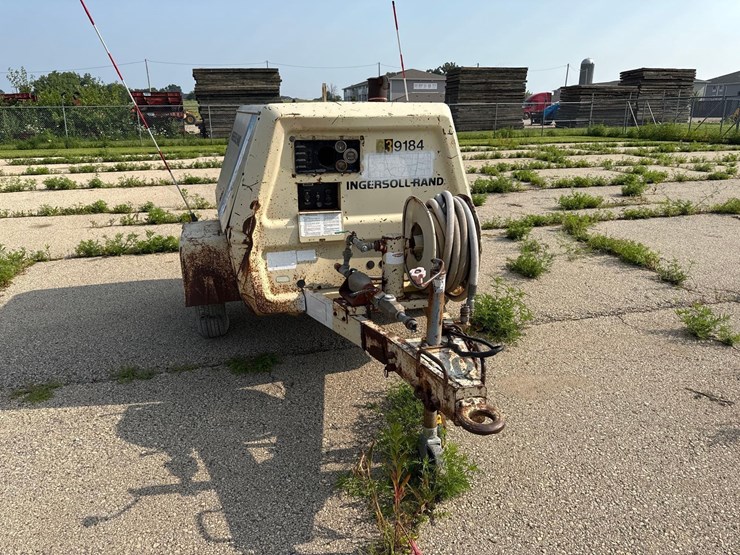 ingersoll-rand-125-cfm-image-4