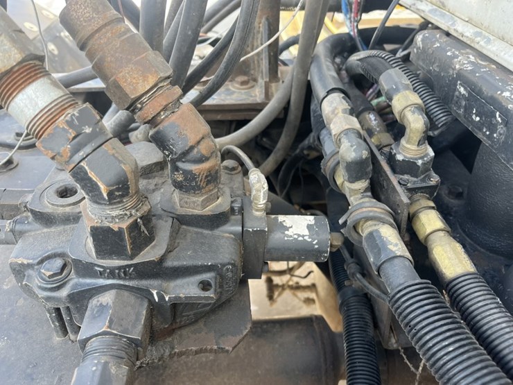 kenworth-w900b-image-16