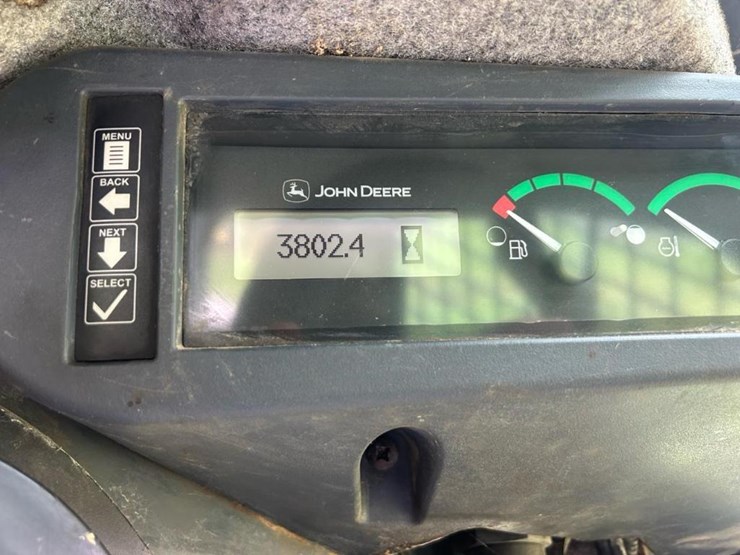 2012-deere-333d-image-3