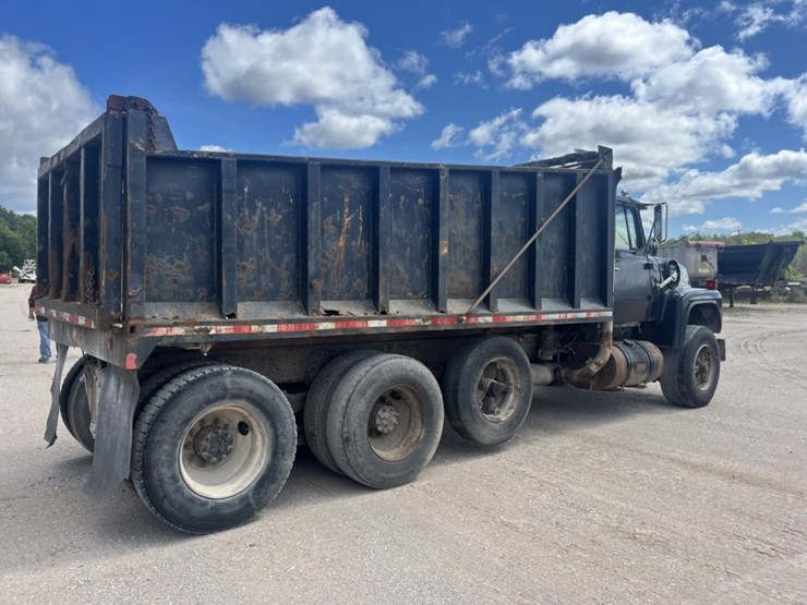 ford-9000-image-5