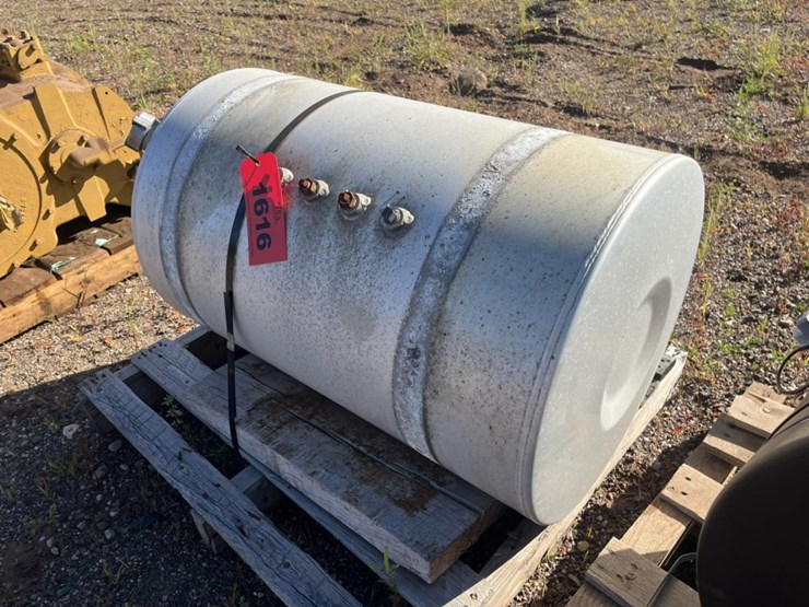 #1616-•-33"x22“-fuel-tank-image-4