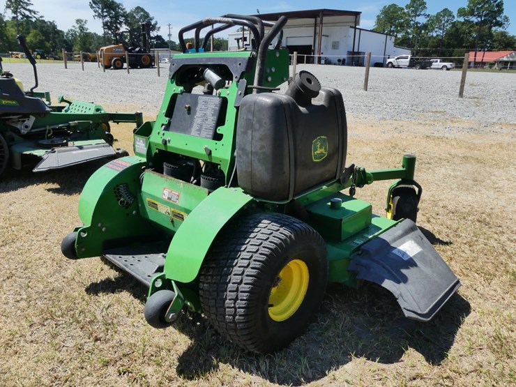 2017-john-deere-652r-image-3