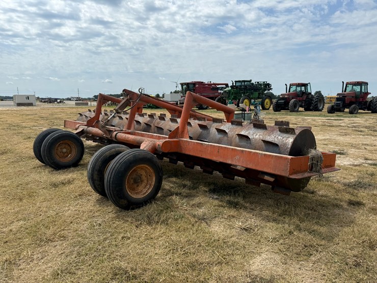 #27143-•-fair-oaks-mfg-20’-stubble-roller-421-image-4