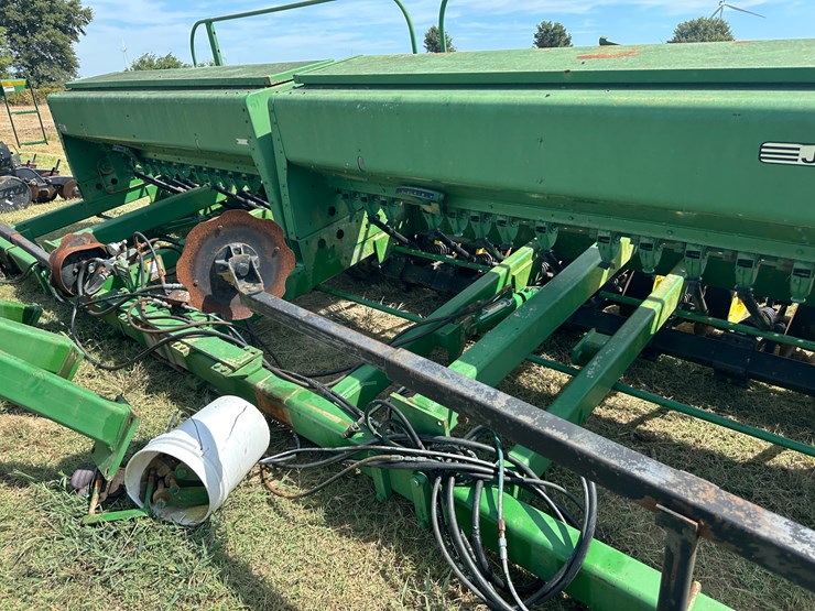 john-deere-750-image-28