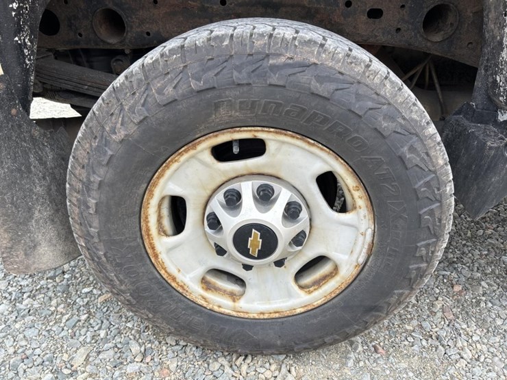 2015-chevrolet-2500hd-image-67