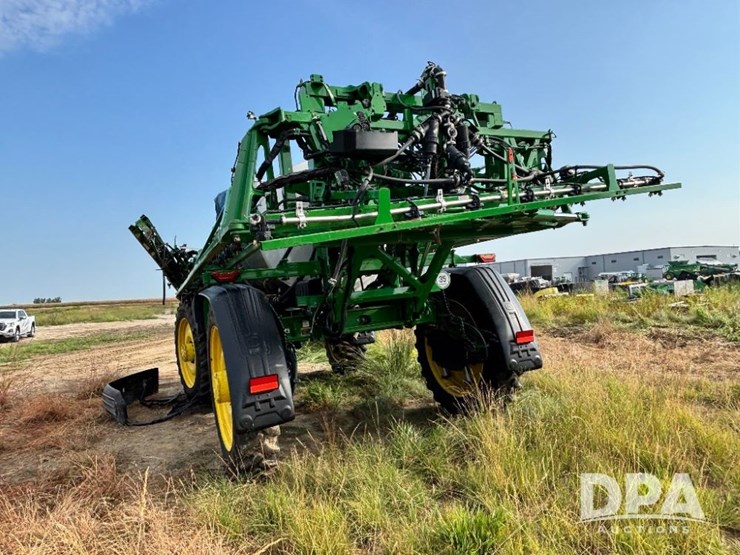 2025-john-deere-616r-image-10