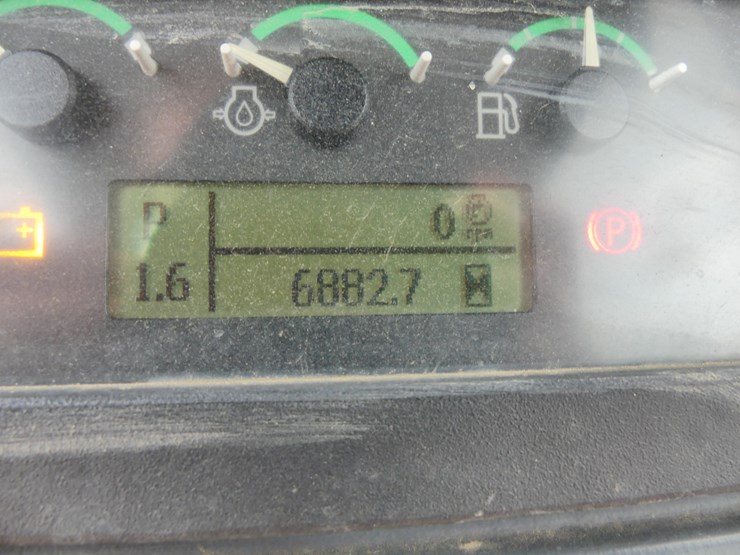 deere-700k-lgp-image-14