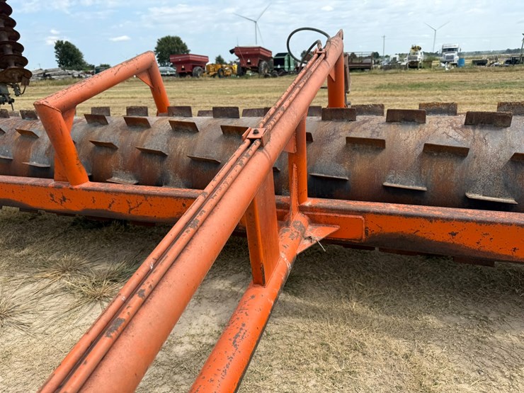 #27143-•-fair-oaks-mfg-20’-stubble-roller-421-image-19