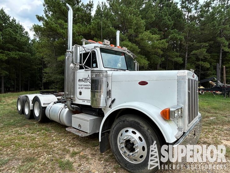 2004-peterbilt-379-image-2