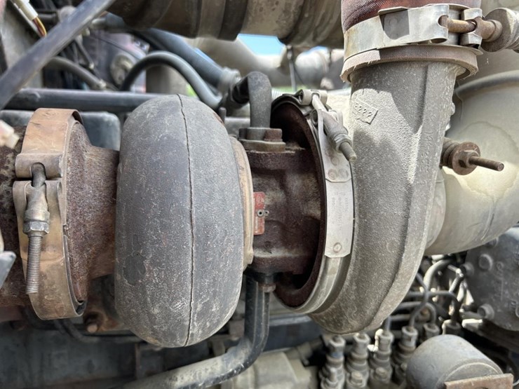 1994-mack-dm688s-image-45