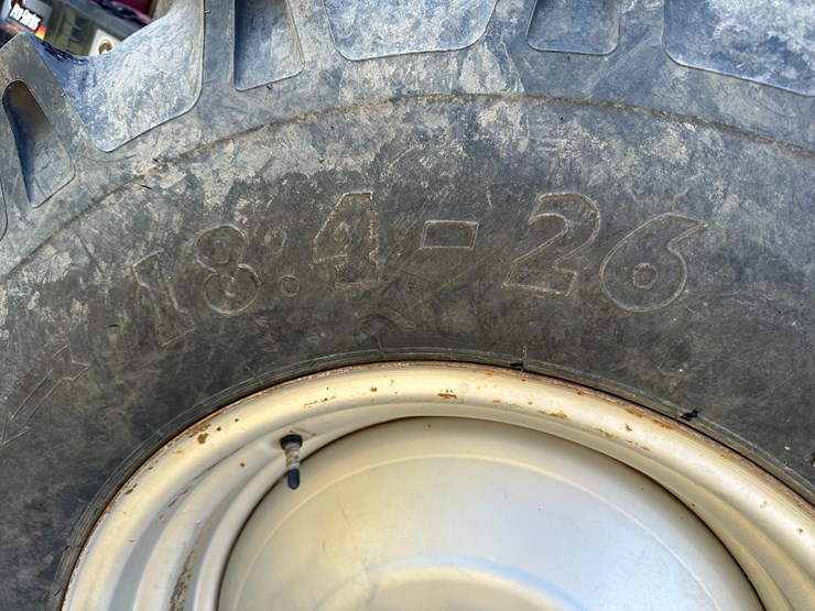 #32155-•-1997-case-international-2188-combine-image-5