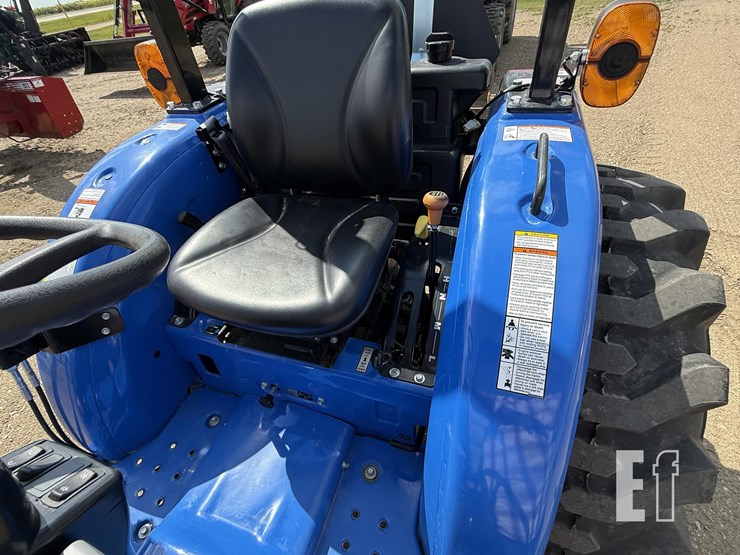 2022-new-holland-workmaster-35-image-39