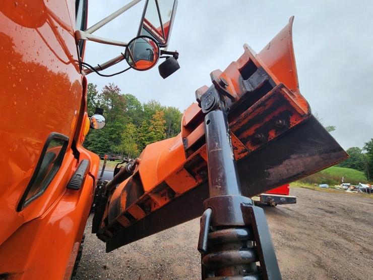 #1648-•-sterling-single-axle-patrol-truck-image-25