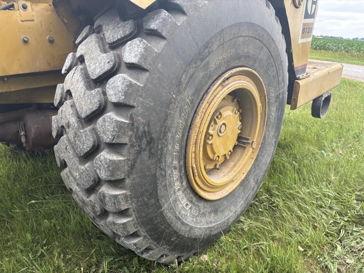 caterpillar-613b-image-30