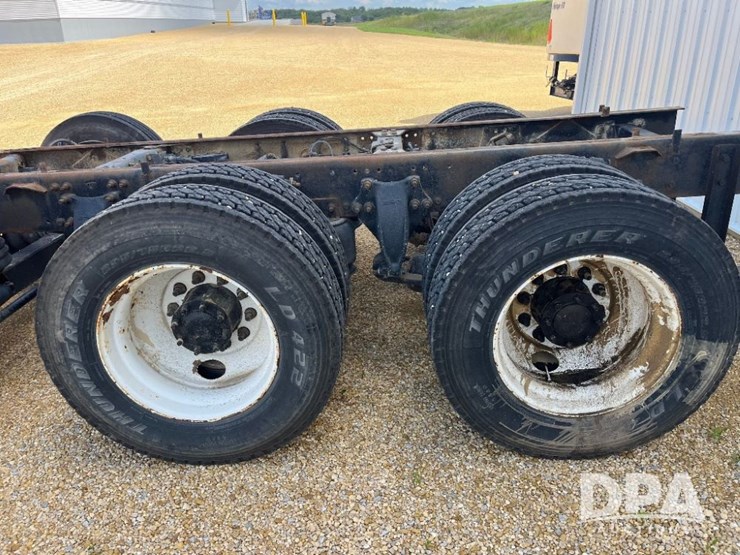 2007-freightliner-columbia-truck-(jn2954,-unit-2158)-image-49