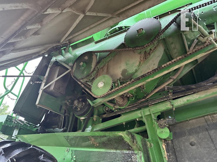 2006-john-deere-9760-sts-image-29