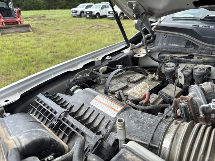 2020-ford-f550-image-15
