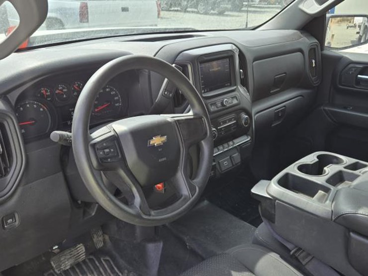 2020-chevrolet-silverado-1500-image-43