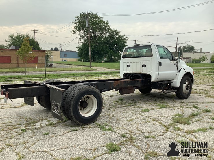 2015-ford-f650-image-5
