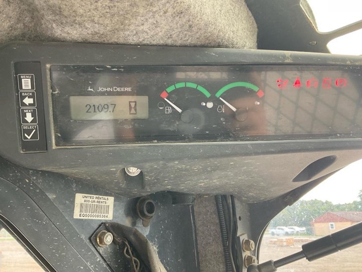 2012-deere-326d-image-30