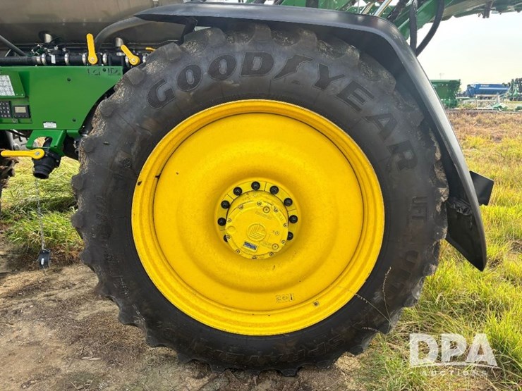 2025-john-deere-616r-image-49