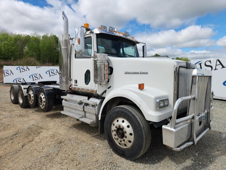 2019-western-star-4900sf-image-7