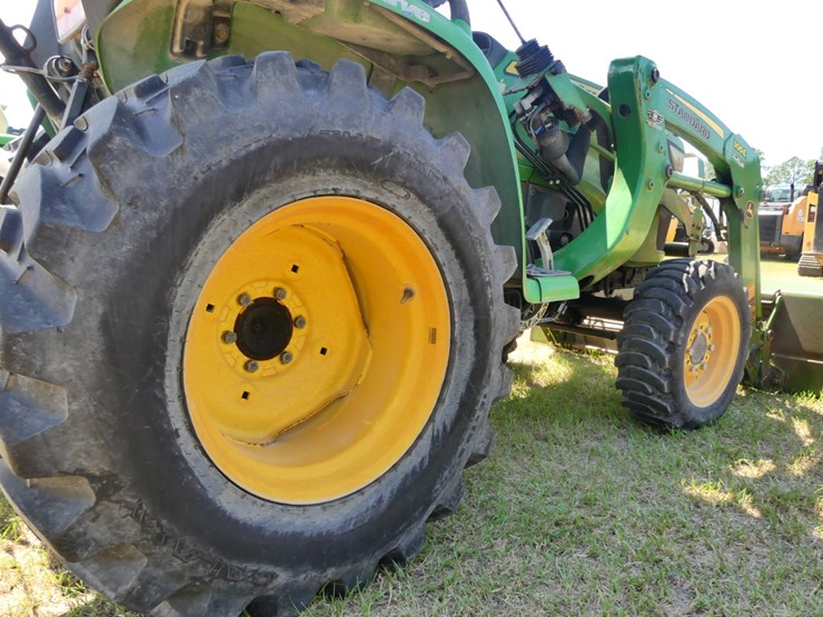 john-deere-3025e-image-6
