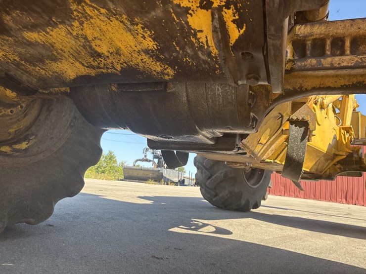 deere-648-image-45